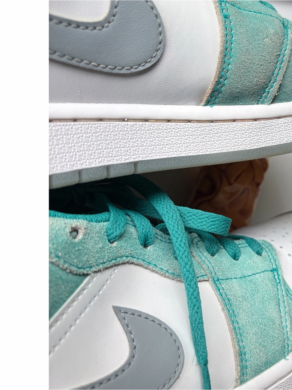 Nike Air Jordan 1 Low SE In Emerald Sz 9 - Picture 9 of 10